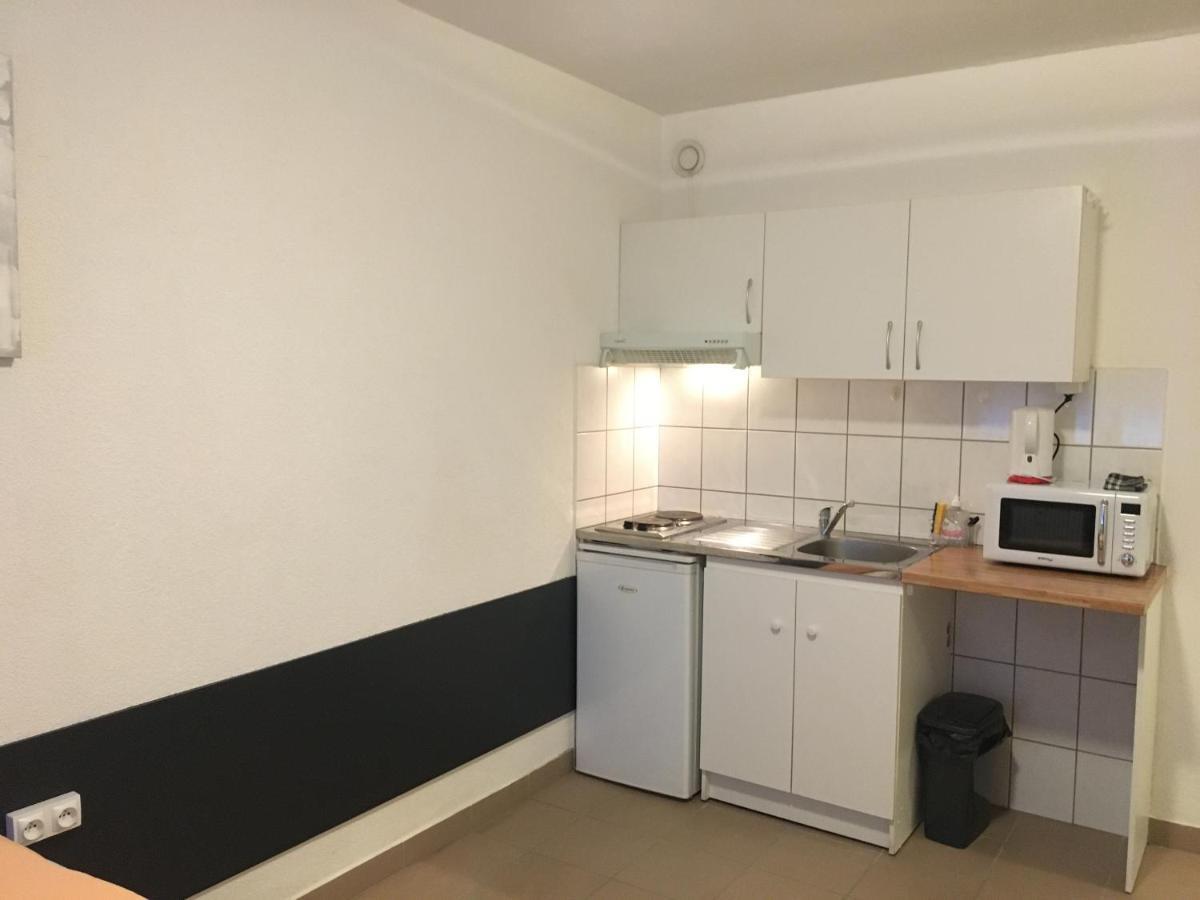Studios Lora Rm 860 圣路易 外观 照片